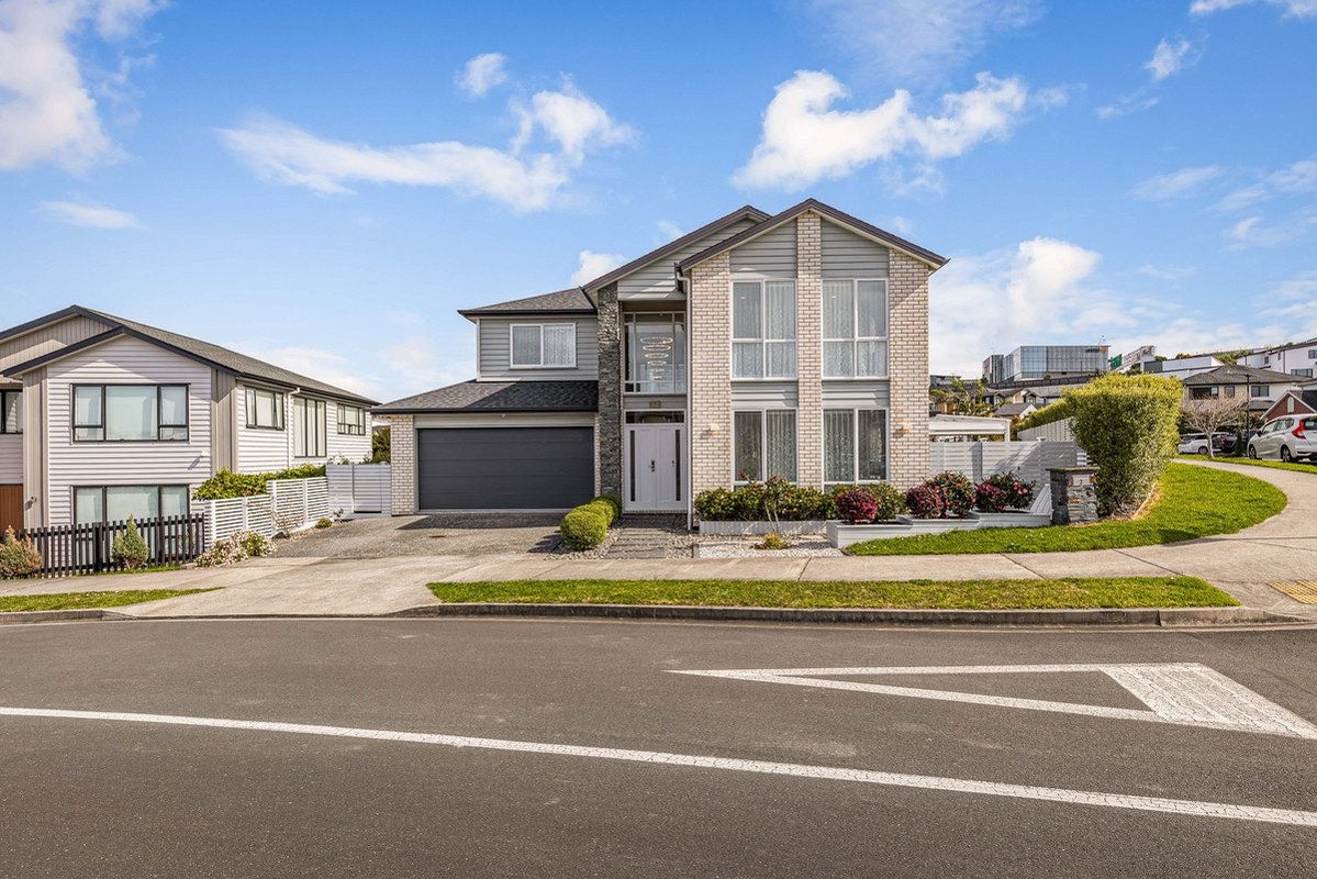 2 Caldwell Place, Pinehill, Auckland - Carousel 2