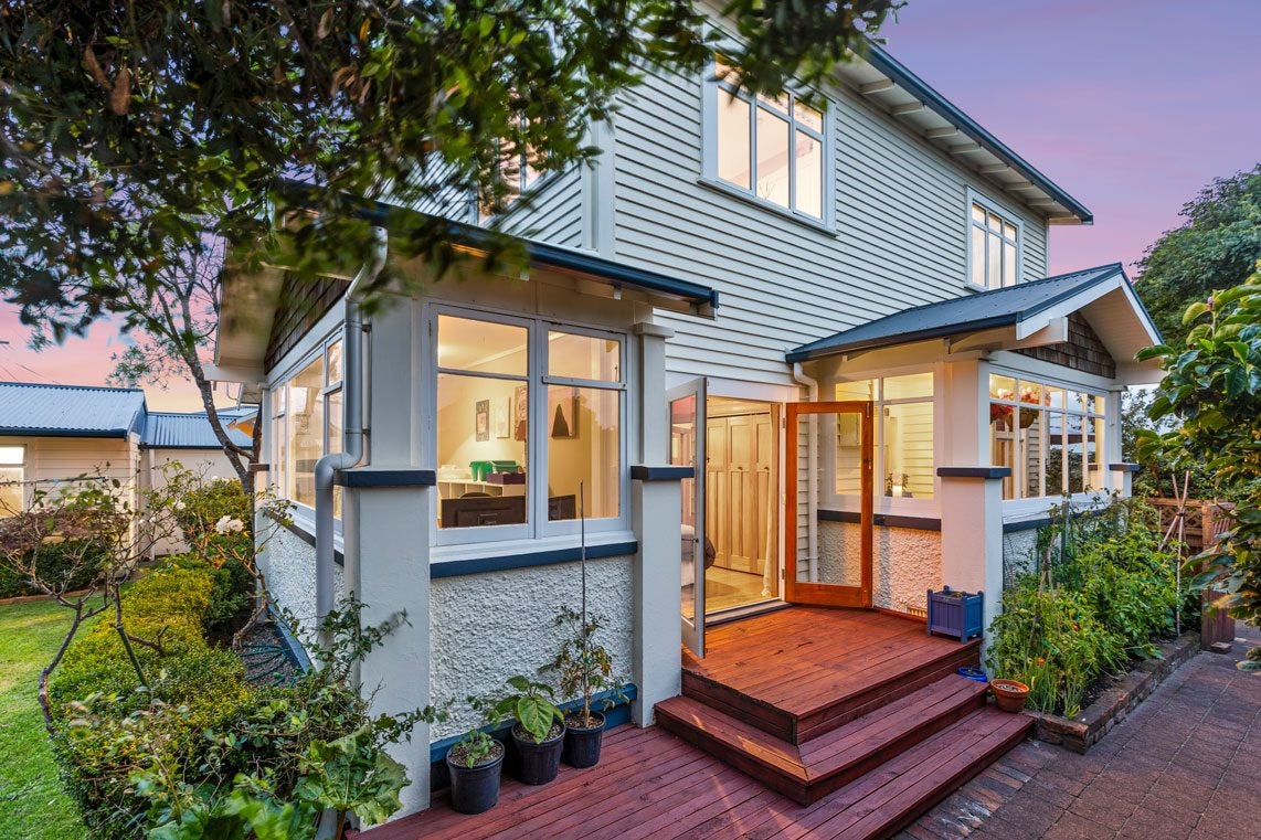 42 Barriball Street, Fitzroy, New Plymouth - Carousel 1