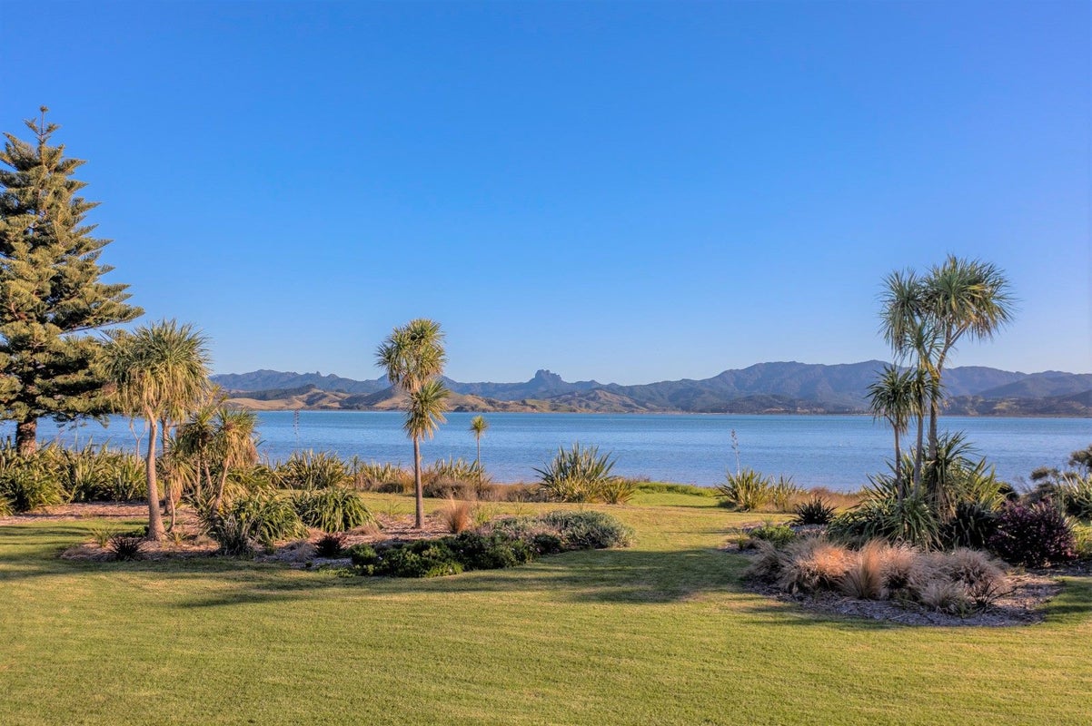 130 Harbour Drive, Matarangi, Whitianga - Carousel 2