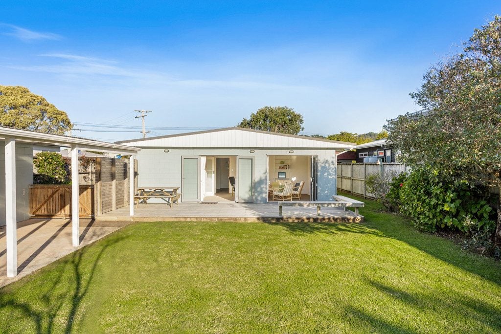 313 Papanui Road, Whangamata - Carousel 1