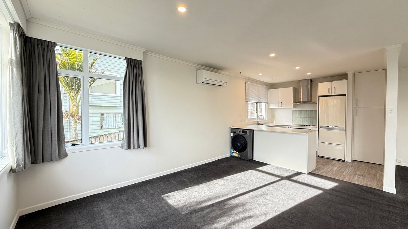 51 Landscape Road, Mount Eden, Auckland - Carousel 1