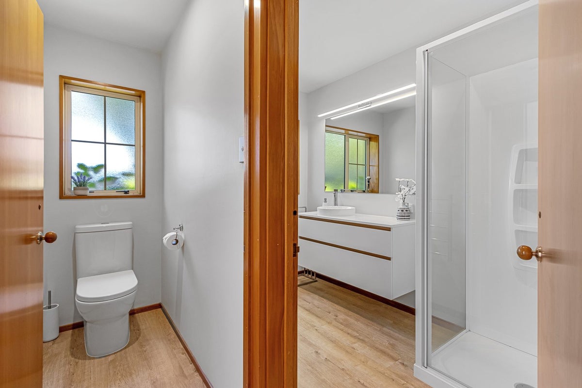 2/43 Dee Street, St Albans, Christchurch - Carousel 18