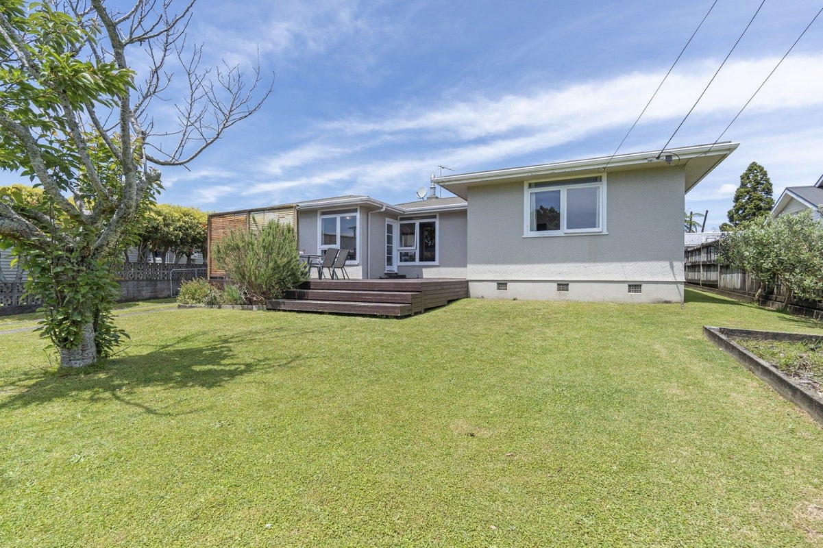 213 Frankley Road, Frankleigh Park, New Plymouth - Carousel 2