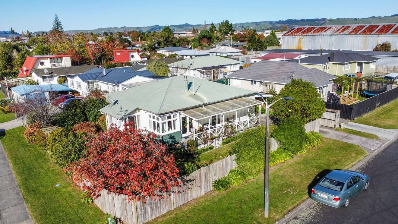 33 Bidois Road, Fairy Springs, Rotorua - Carousel 19