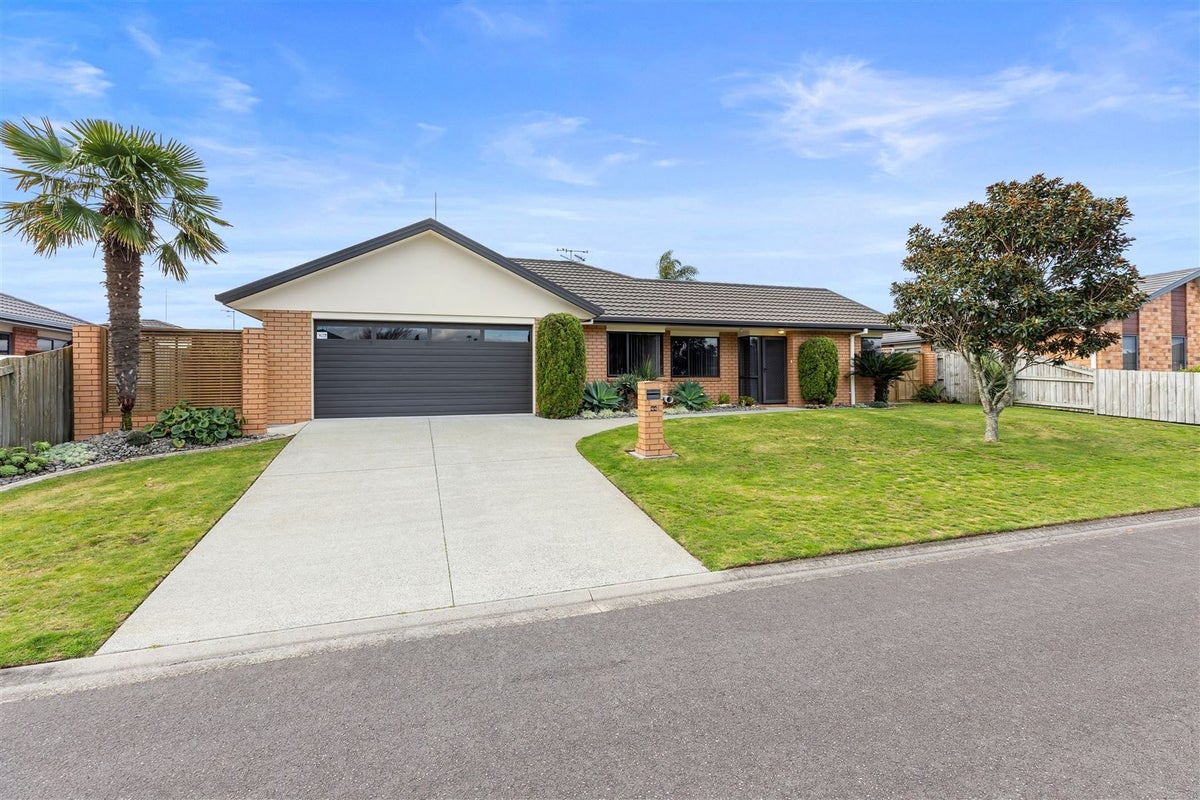 44 Summerland Crescent, Papamoa Beach, Papamoa - Carousel 1