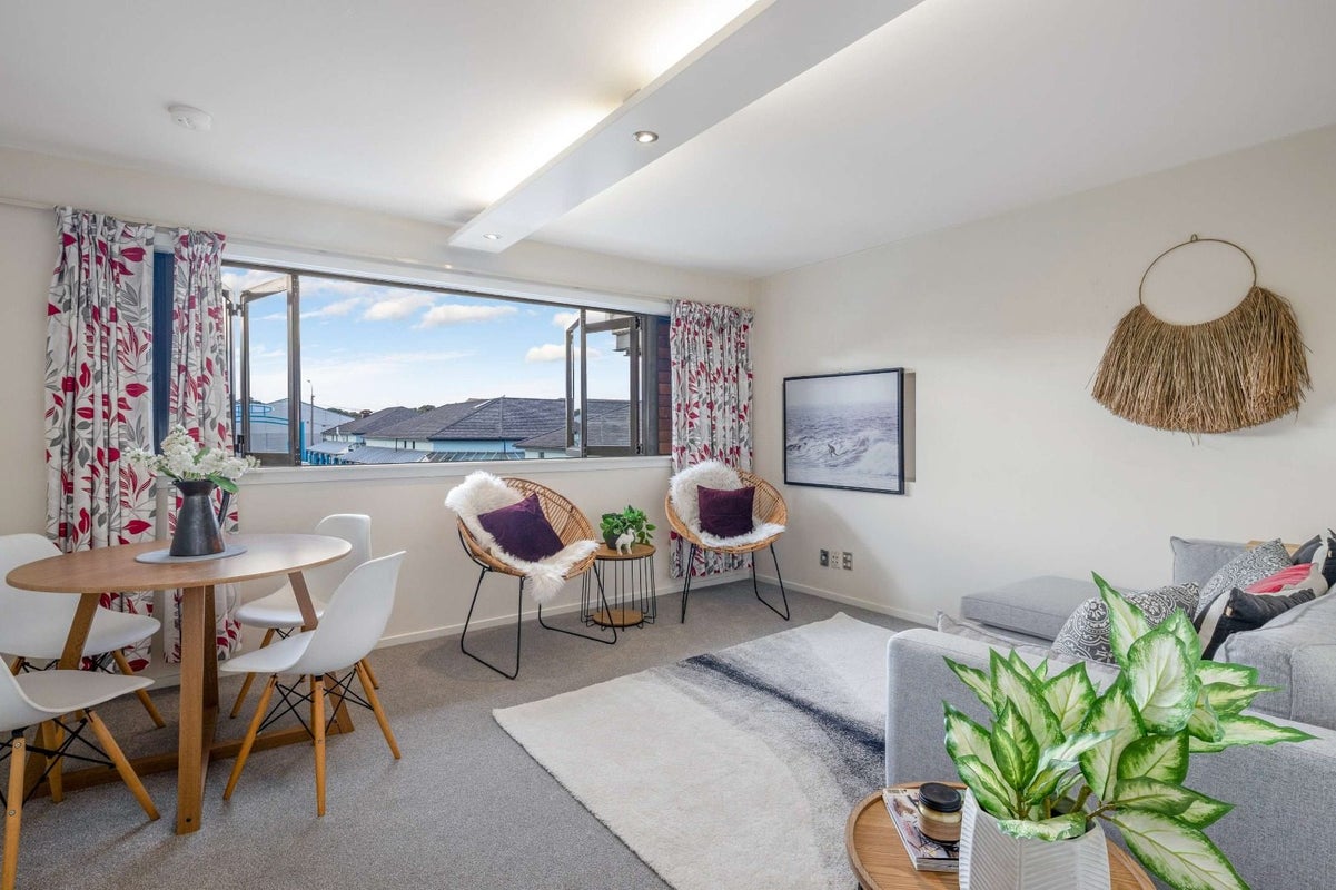 21/45 Childers Terrace, Kilbirnie, Wellington - Carousel 1
