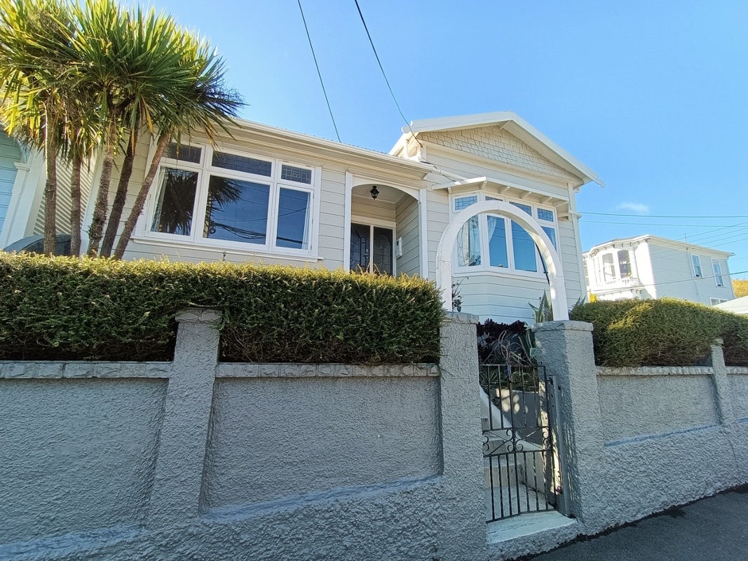 141 Hanson Street, Newtown, Wellington - Carousel 1