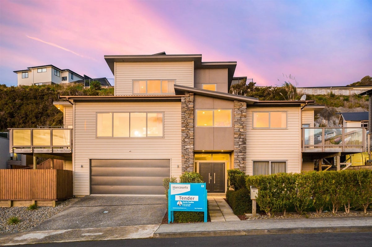 51 Spyglass Lane, Whitby, Porirua - Carousel 35
