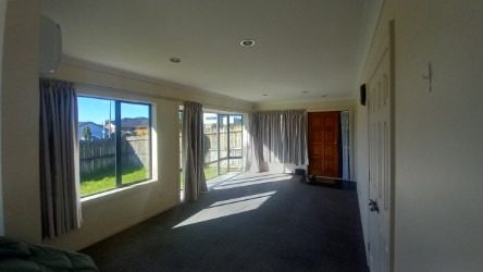 1 Genesis Place, Flat Bush, Auckland - Carousel 2