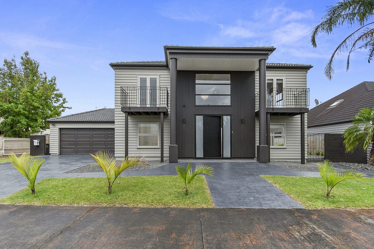 6A Mansion Court, West Harbour, Auckland - Carousel 1