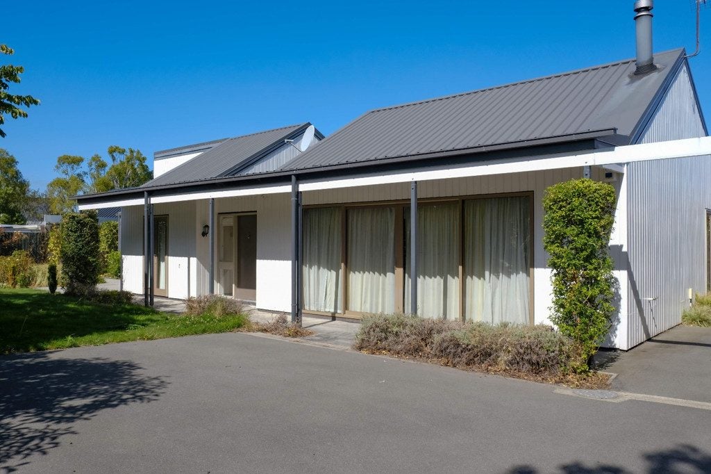 38A Glandovey Road, Fendalton, Christchurch - Carousel 1