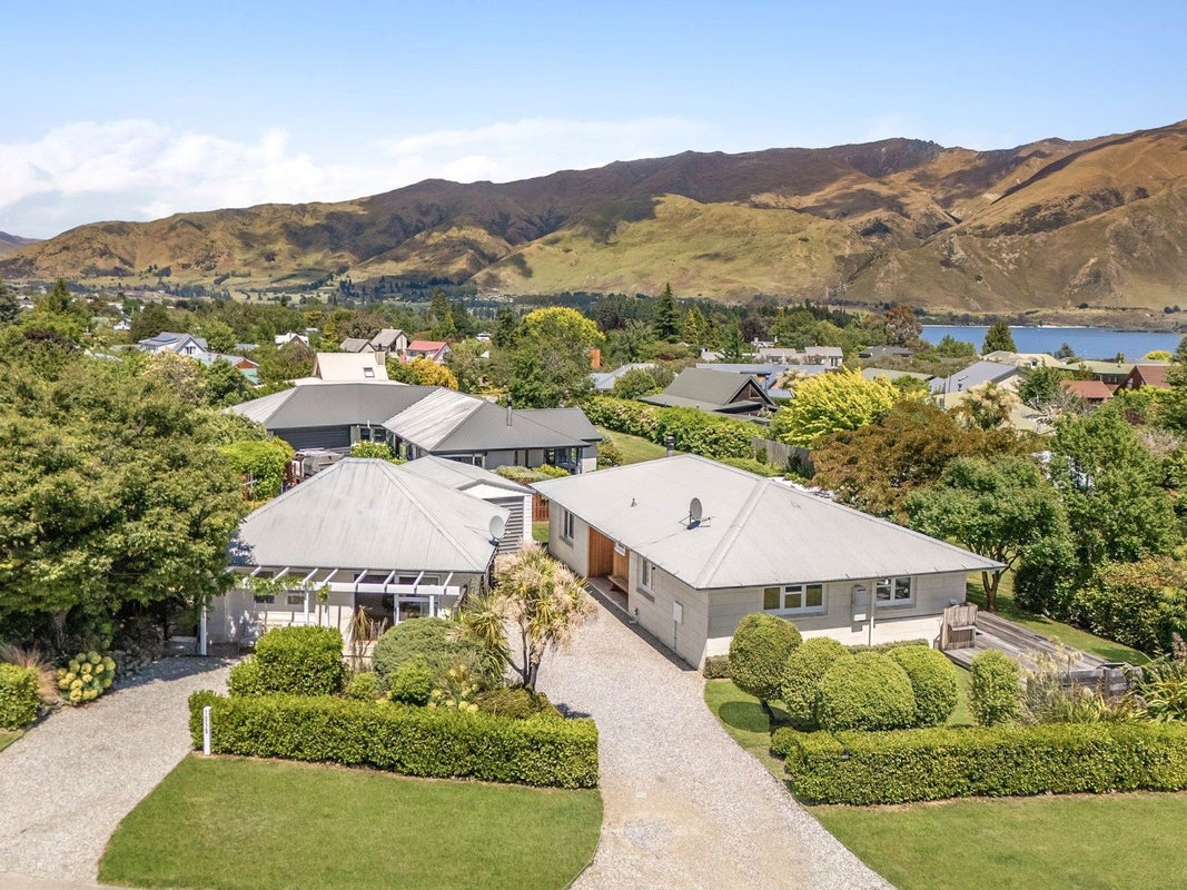 105 Hunter Crescent, Wanaka, Wanaka - Carousel 1
