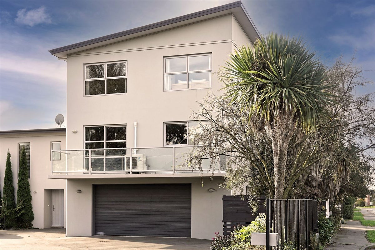 9A Burlington Street, Sydenham, Christchurch - Carousel 12