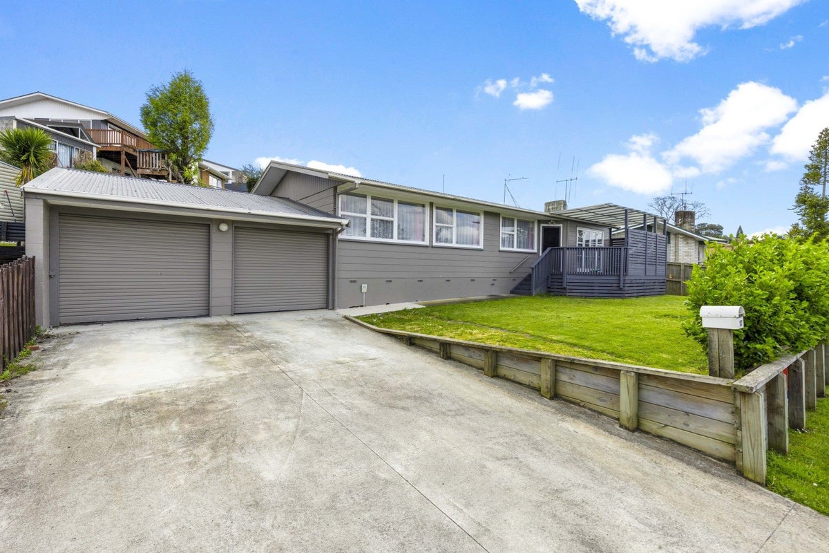 17 Caernarvon Street, Dinsdale, Hamilton - Carousel 1