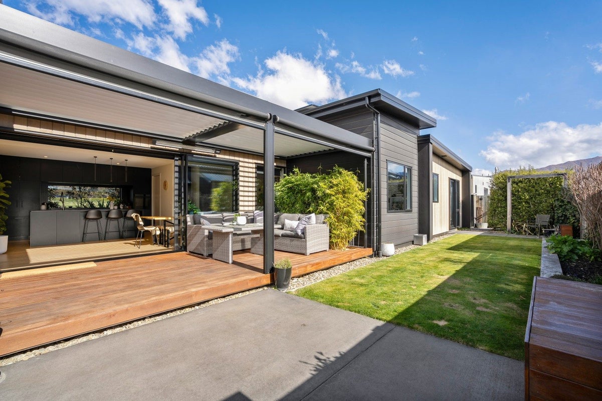 4 Pounamu Avenue, Albert Town, Wanaka - Carousel 2