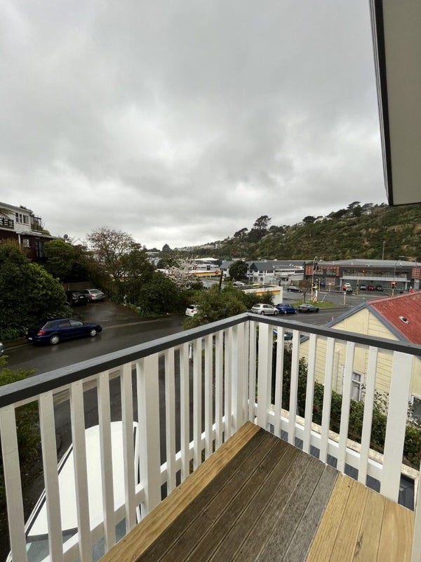 3C Corlett Street, Johnsonville, Wellington - Carousel 14