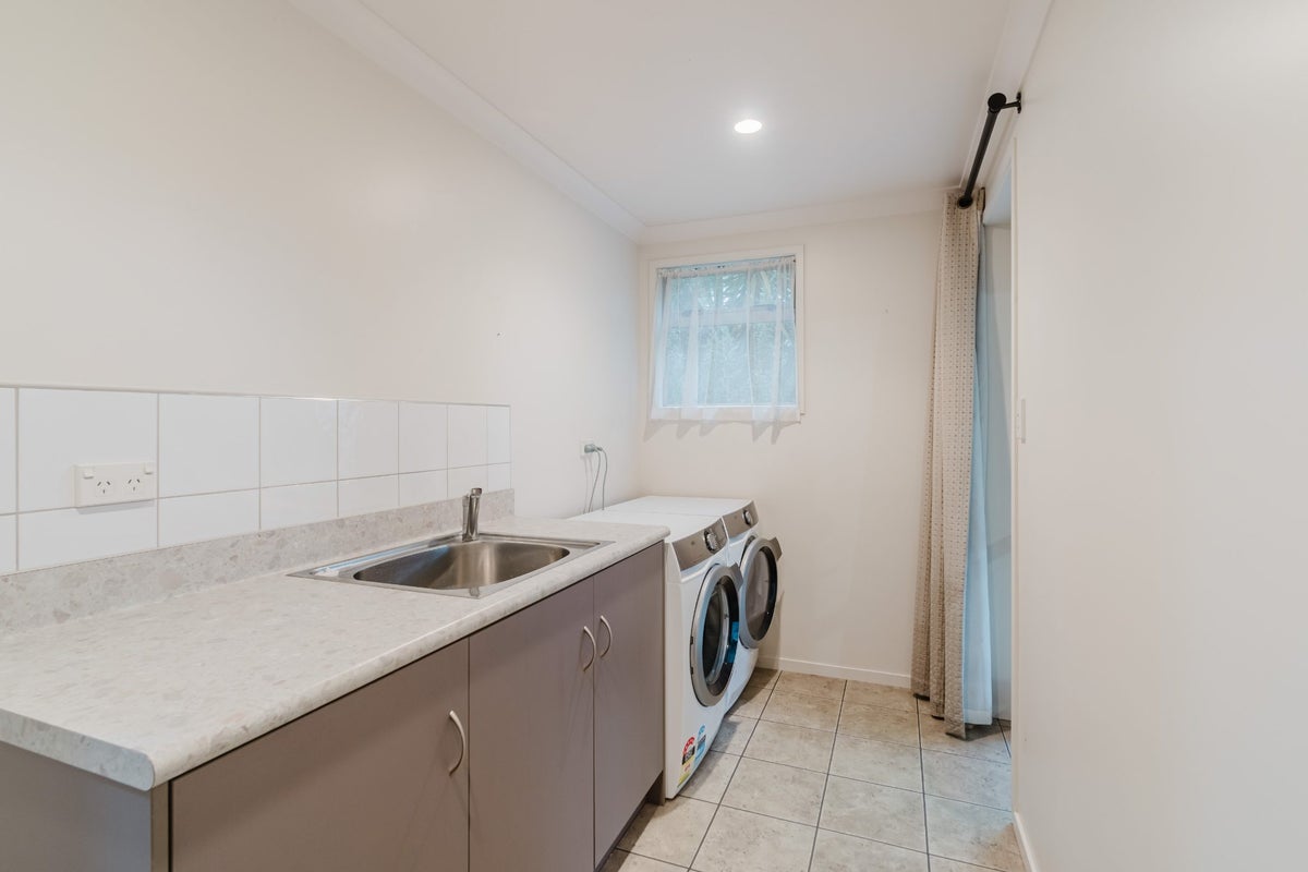 20A Alison Street, Hamilton Lake, Hamilton - Carousel 25