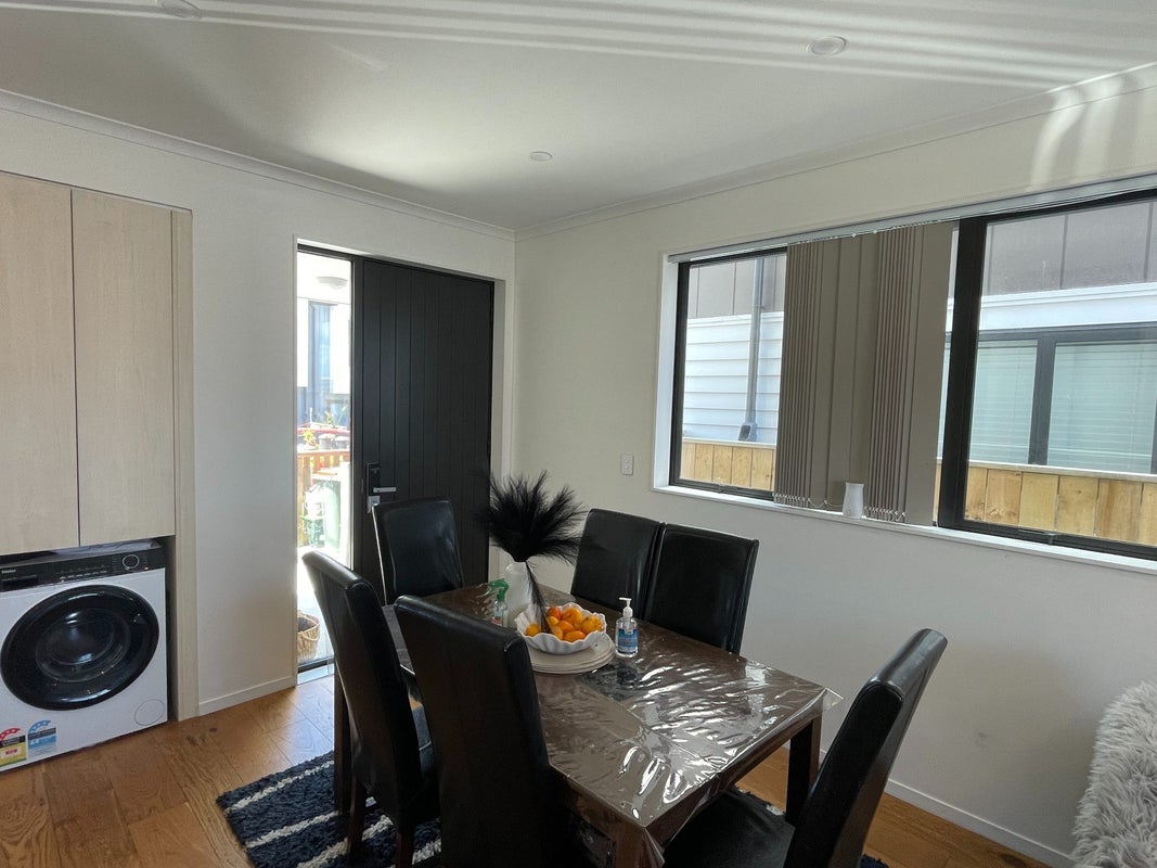 75 Waipuhinui Way, Wiri, Auckland - Carousel 2