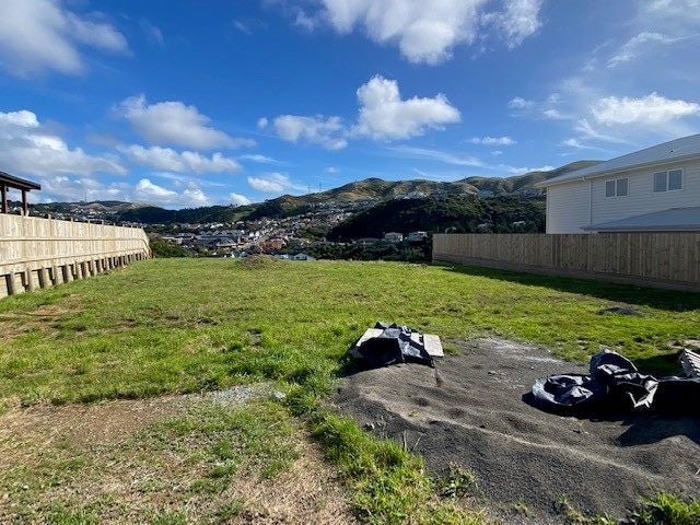 40 Farnworth Terrace, Glenside, Wellington - Carousel 1