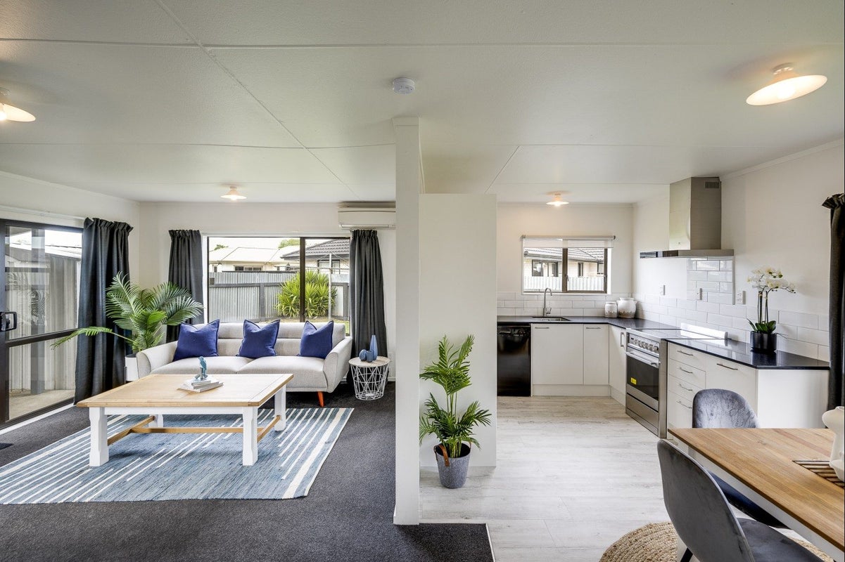 2/7 Tarbet Street, Flaxmere, Hastings - Carousel 1