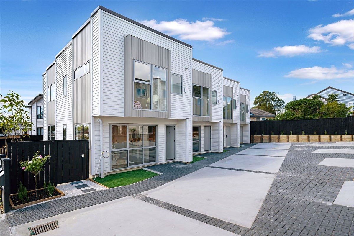 8/45 Methuen Road, New Windsor, Auckland - Carousel 2
