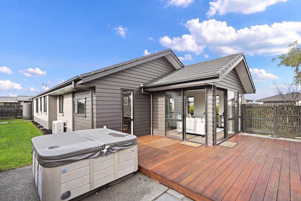 24 Lulu Avenue, Chartwell, Hamilton - Carousel 3