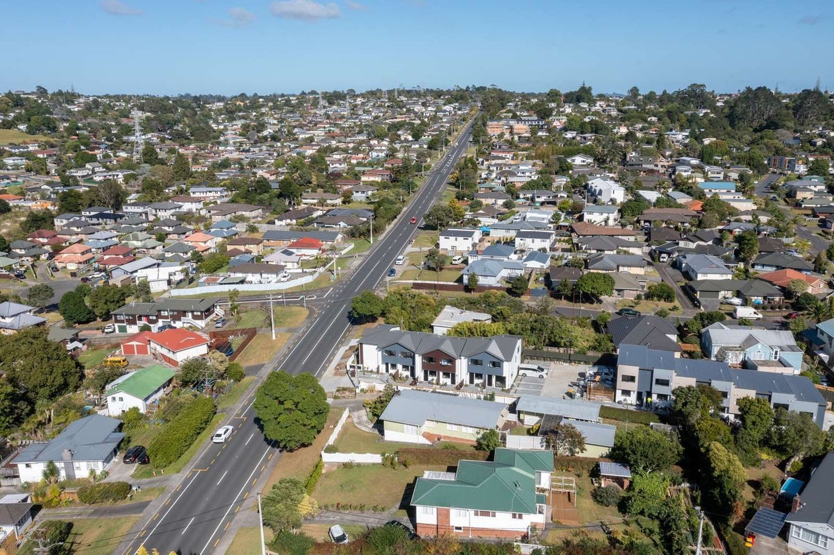 16/106 Triangle Road, Massey, Auckland - Carousel 9