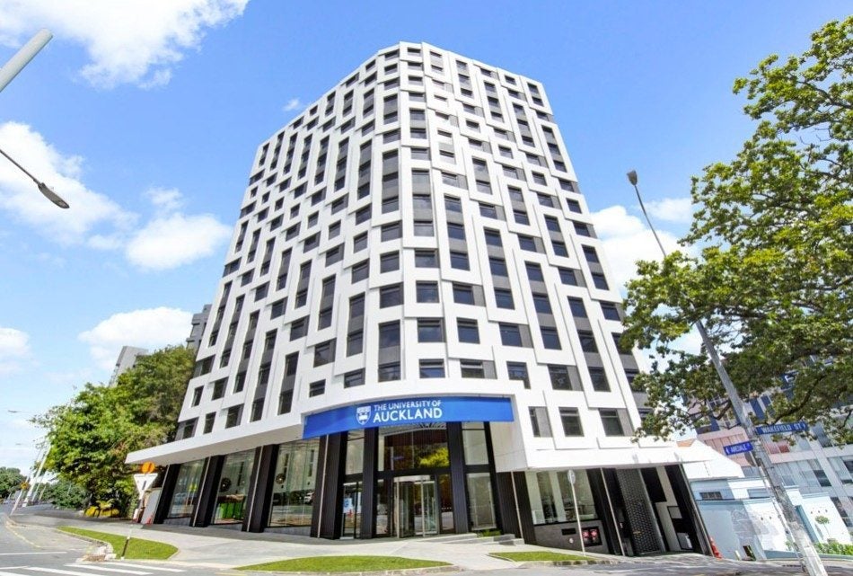 15H/15 Whitaker Place, Grafton, Auckland - Carousel 13