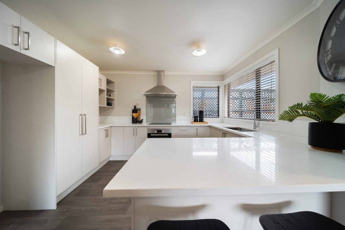 16A Albert Street, Hamilton East, Hamilton - Carousel 1