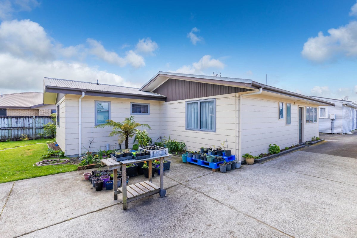 27B Maitland Street, Frankton, Hamilton - Carousel 1