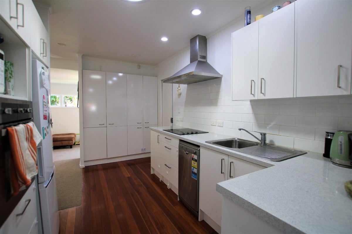 3/69 Mount Smart Road, Onehunga, Auckland - Carousel 2