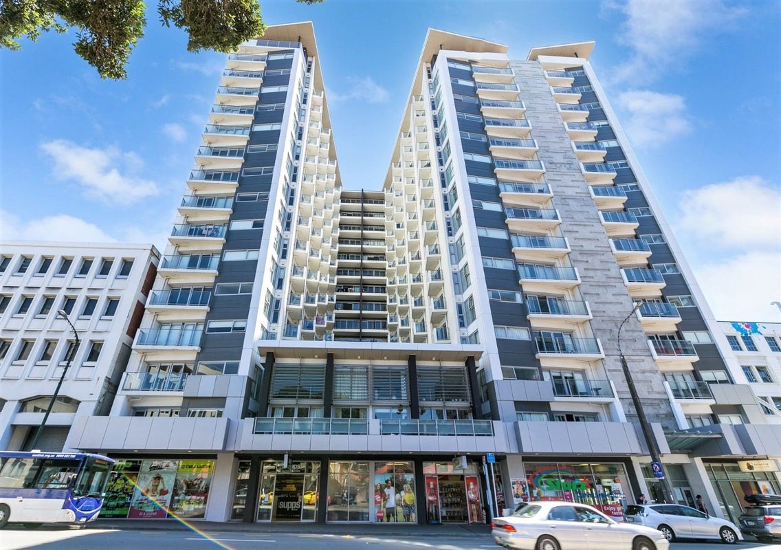 1014/74 Taranaki Street, Te Aro, Wellington - Carousel 1