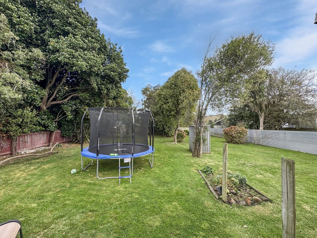 11 Kelvin Street, Aramoho, Whanganui - Carousel 20
