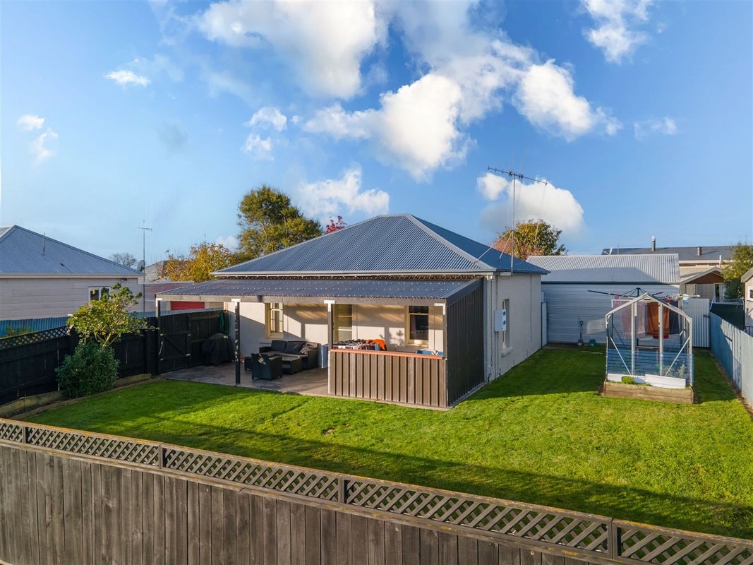 19 Avenue Road, West End, Timaru - Carousel 1