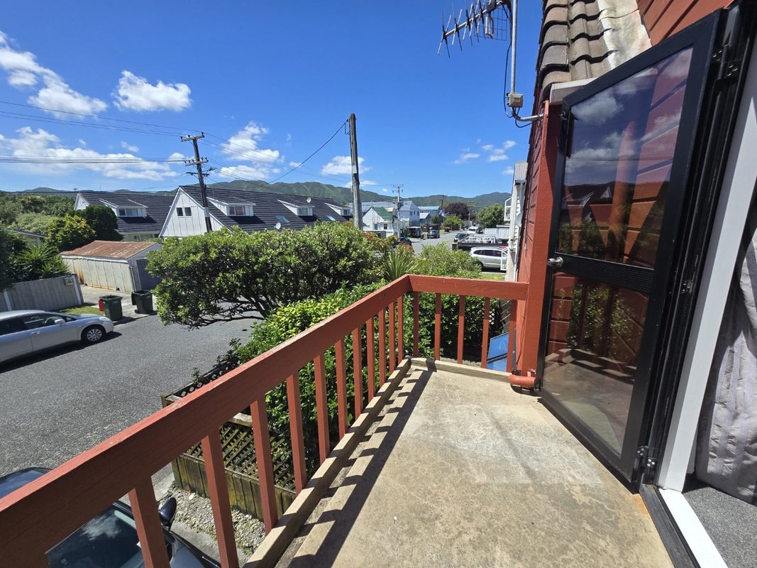23A MUDIE ST, ALICETOWN, LOWER HUTT - Carousel 1