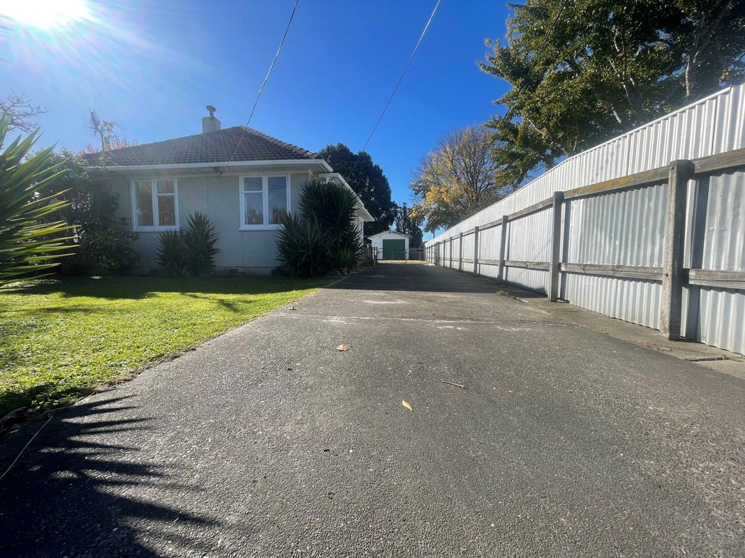 48 Geddis Avenue, Maraenui, Napier - Carousel 1