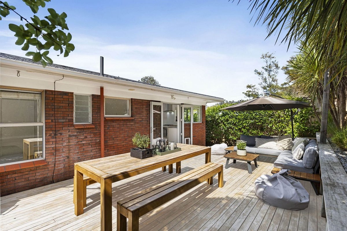 113A Monarch Avenue, Hillcrest, Auckland - Carousel 2