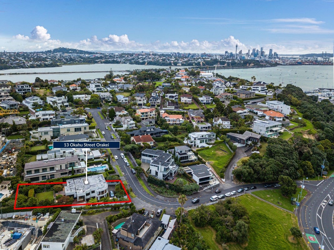 13 Okahu Street, Orakei, Auckland - Carousel 20