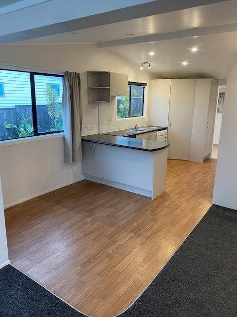 24 First View Avenue, Beachlands, Auckland - Carousel 2