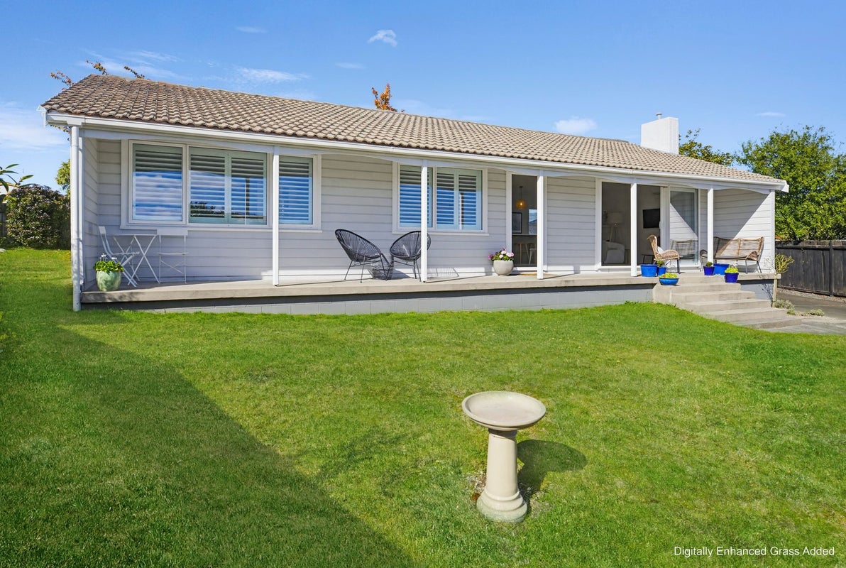 6 Battersea Place, Richmond Heights, Taupo - Carousel 2
