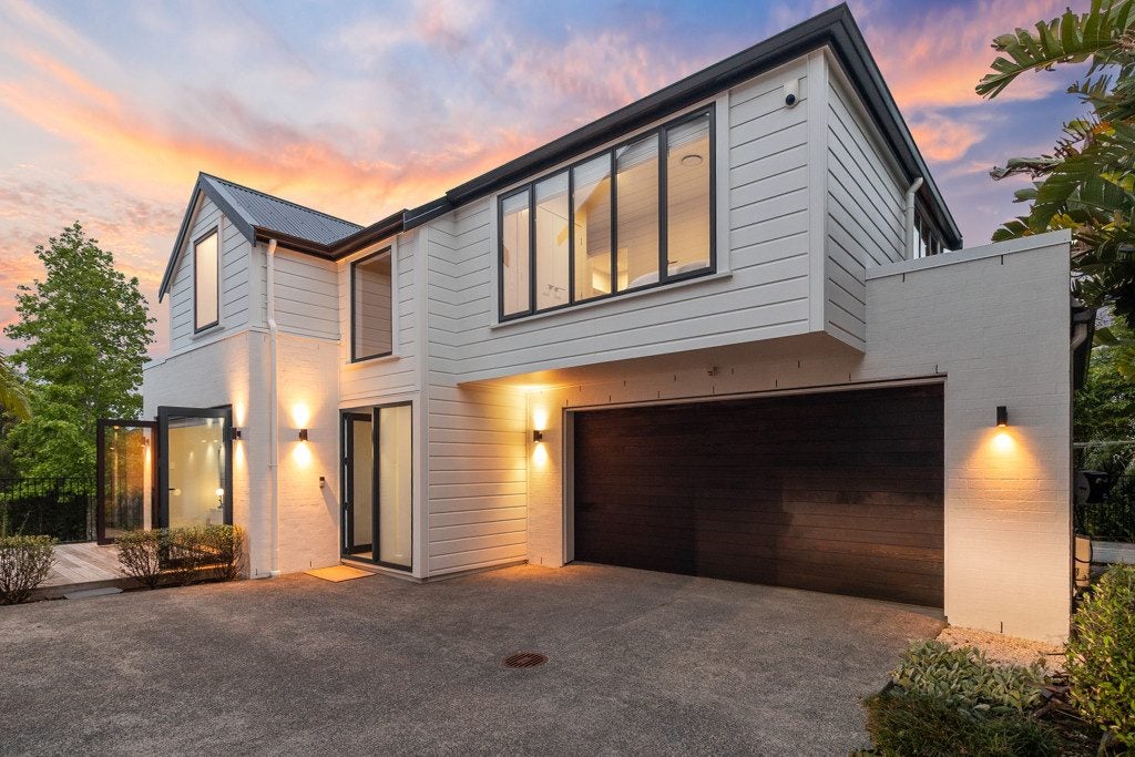21C Newell Street, Point Chevalier, Auckland City, Auckland - Carousel 1