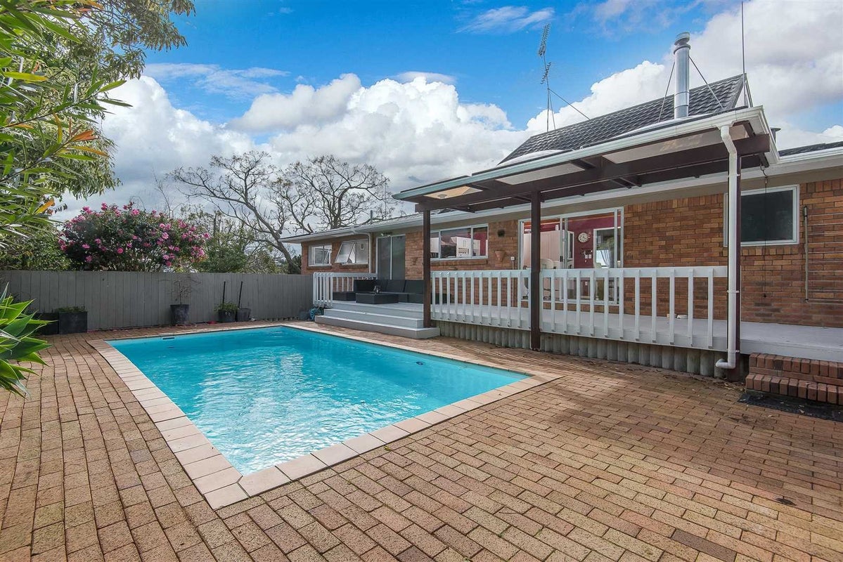 21 Robin Lane, Browns Bay, Auckland - Carousel 20