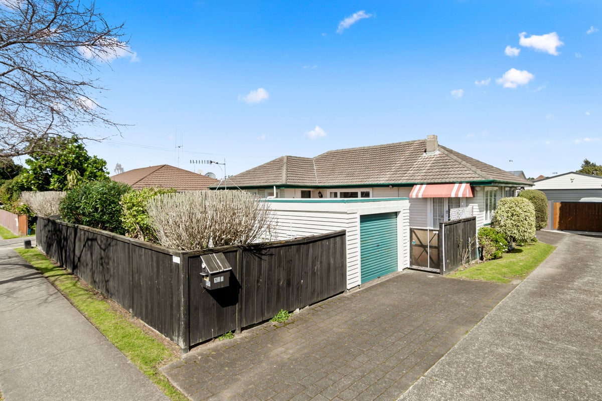 102 Chadwick Road, Greerton, Tauranga - Carousel 17