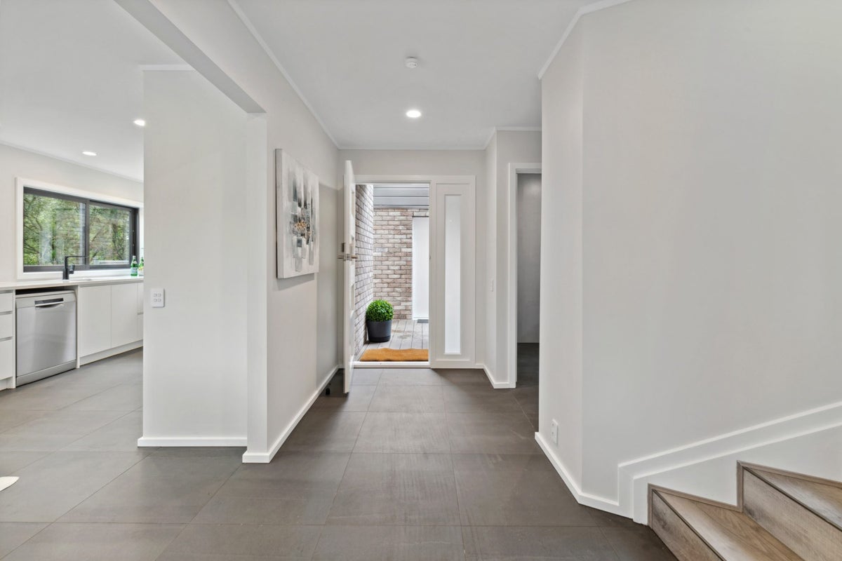 4/38 Uxbridge Road, Howick, Auckland - Carousel 2