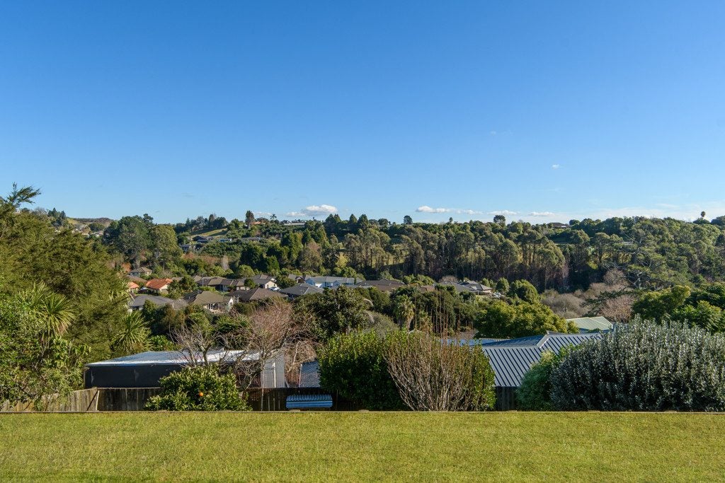 76 Oteki Park Drive, Welcome Bay, Tauranga - Carousel 2