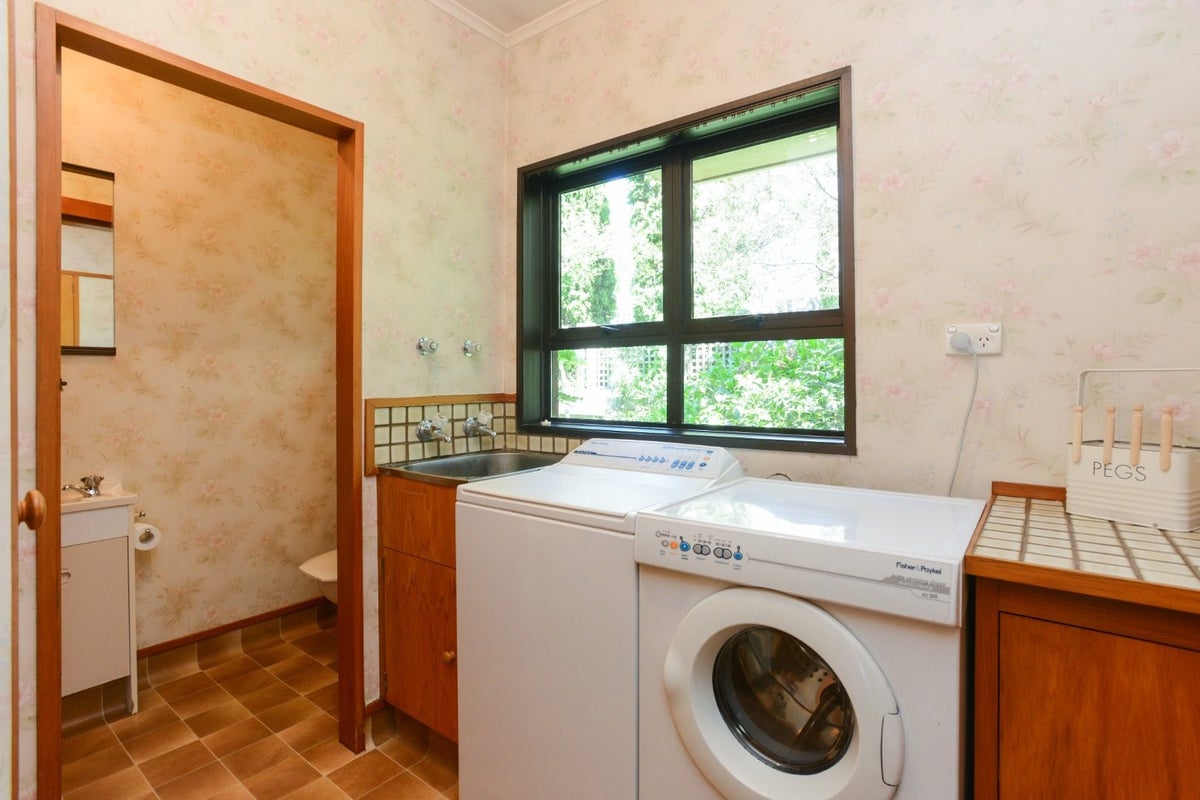 719A Grove Road, Mayfair, Hastings - Carousel 15