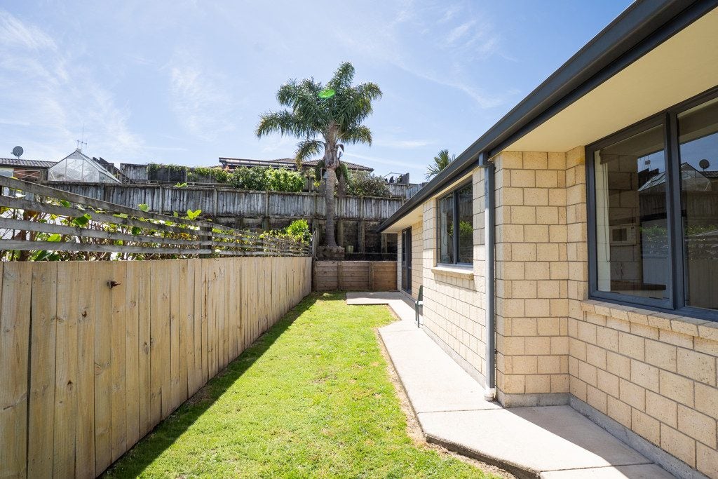 67 Falcon Drive, Welcome Bay, Tauranga - Carousel 2