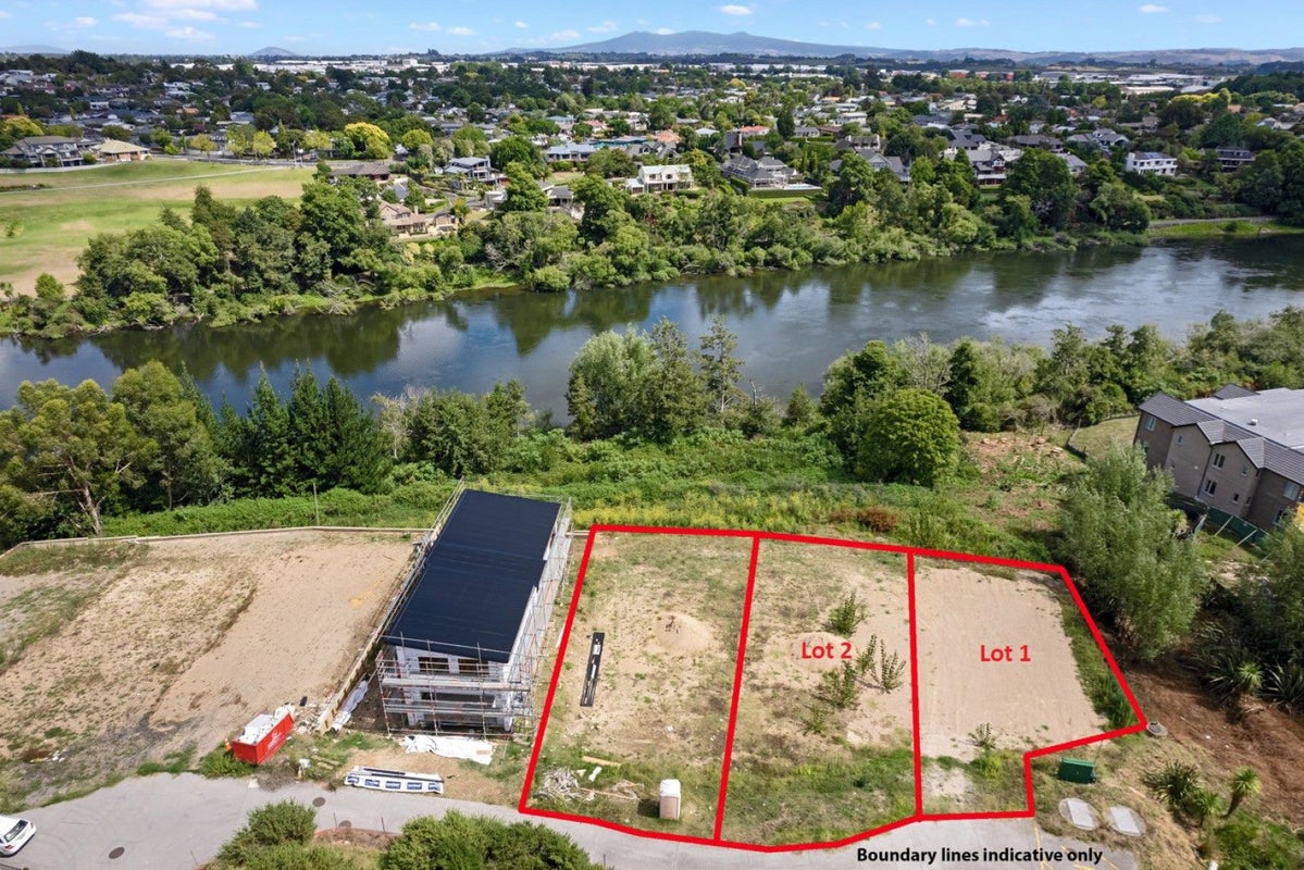 2/12 Paritai Place, Flagstaff, Hamilton - Carousel 2