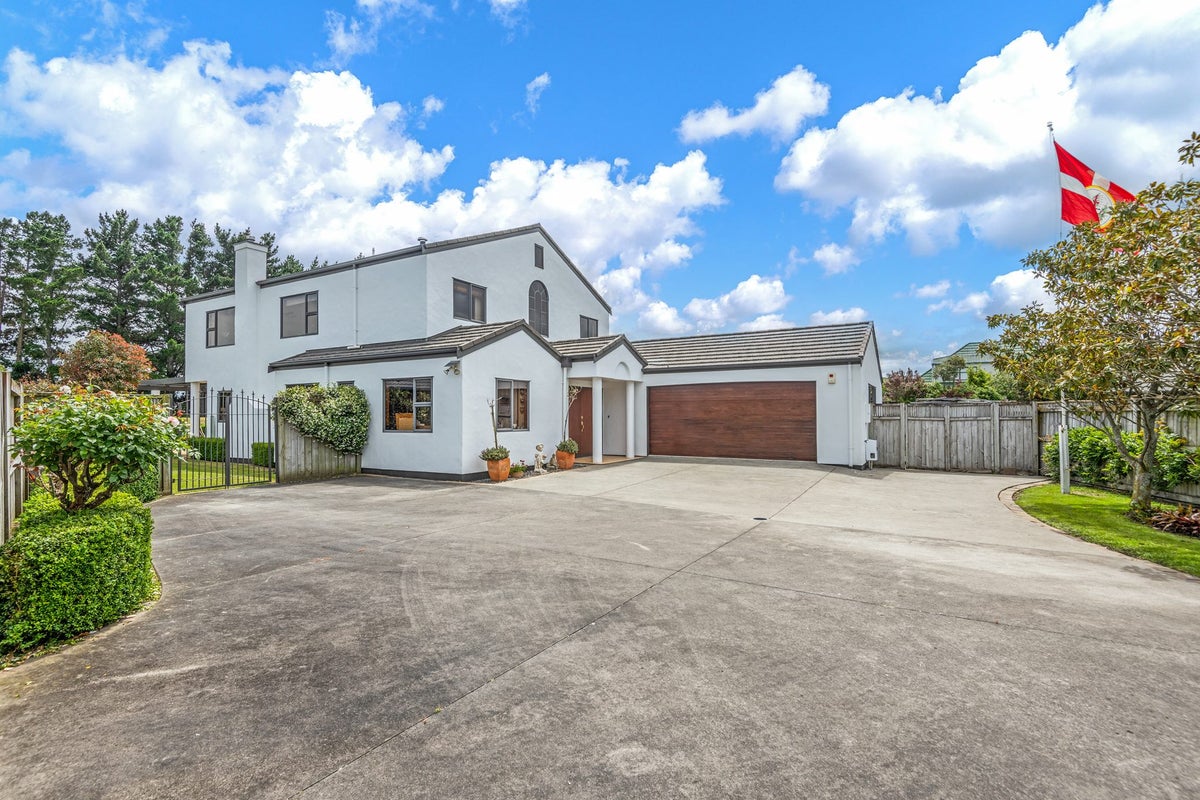 30 Washington Parade, Milson, Palmerston North - Carousel 23