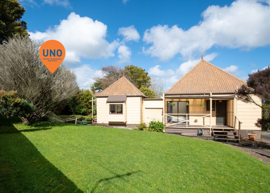18 Woodhouse Place, West Harbour, Auckland - Carousel 1